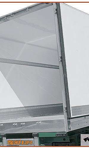 Baú de caminhão refrigerado Baú de caminhão refrigerado