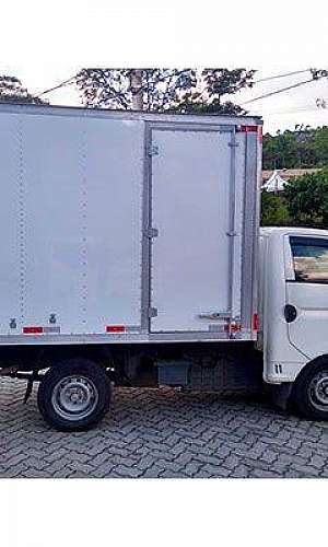 baú refrigerado com prateleiras baú refrigerado com prateleiras