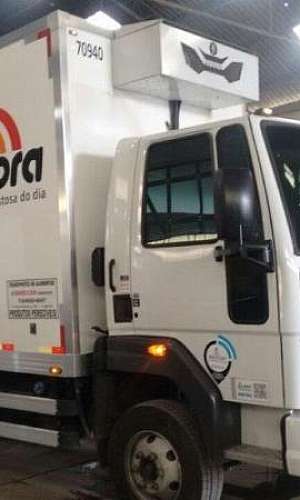 Equipamento de Refrigeração para Transporte Equipamento de Refrigeração para Transporte