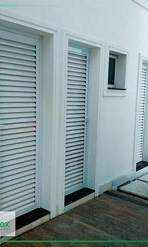 Porta de alumínio para banheiro Porta de alumínio para banheiro