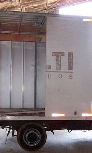 Reforma de bau refrigerado Reforma de bau refrigerado